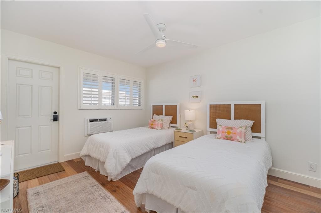 473 12th AVE S B11-11