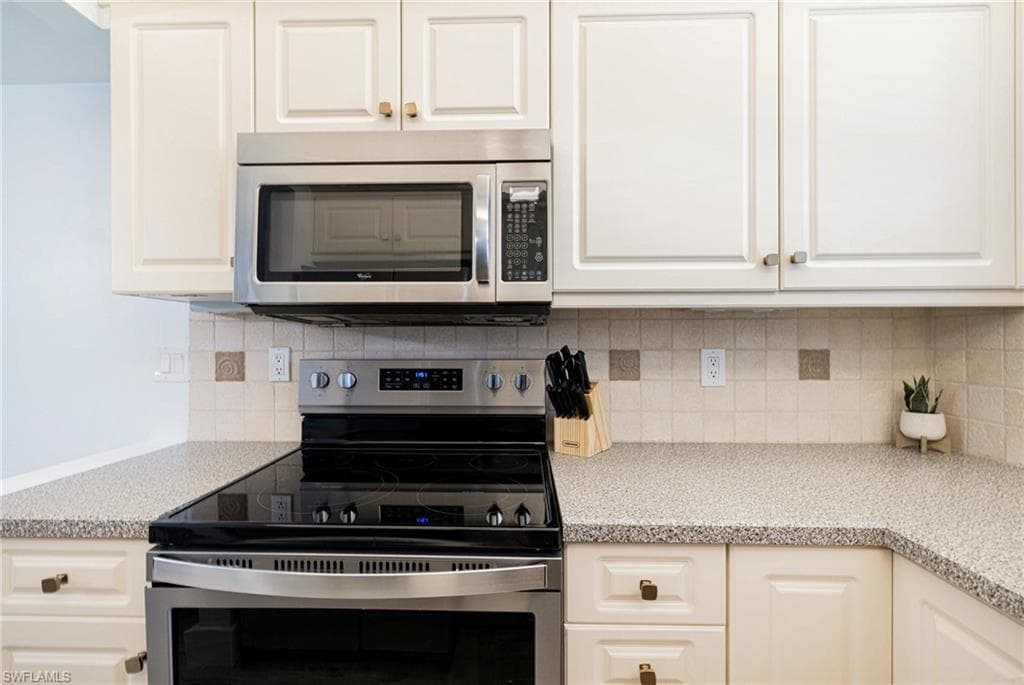 25740 Hickory BLVD 246-10