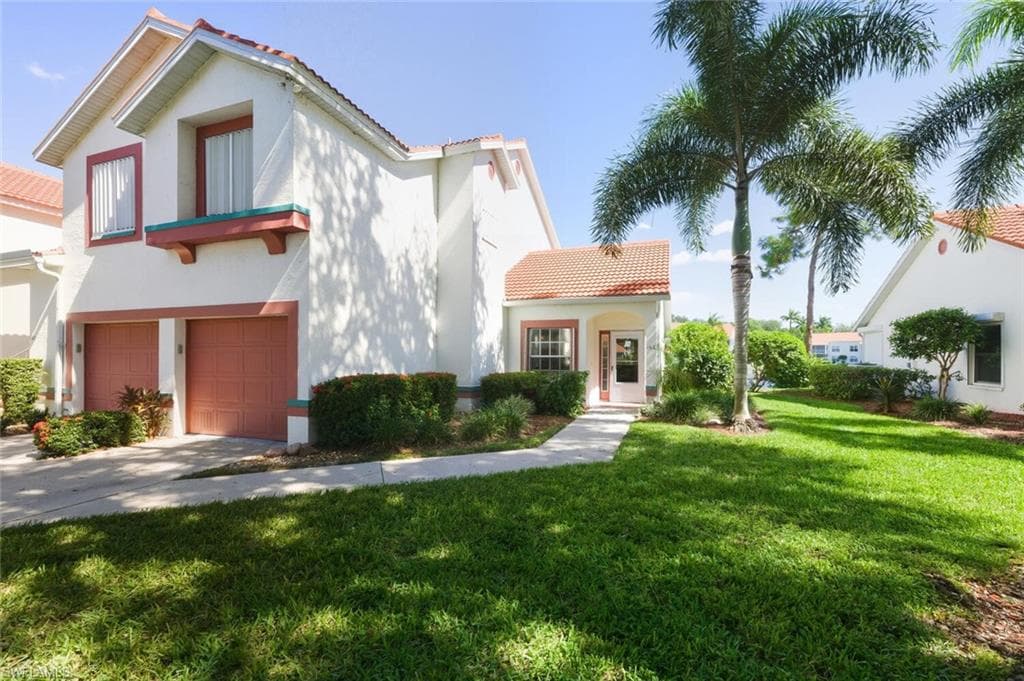 636 Windsor SQ 102-2