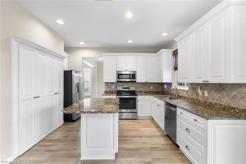 16620 Wellington Lakes CIR-22