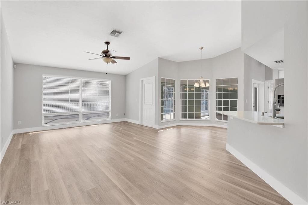 17585 Blackfriar DR-11