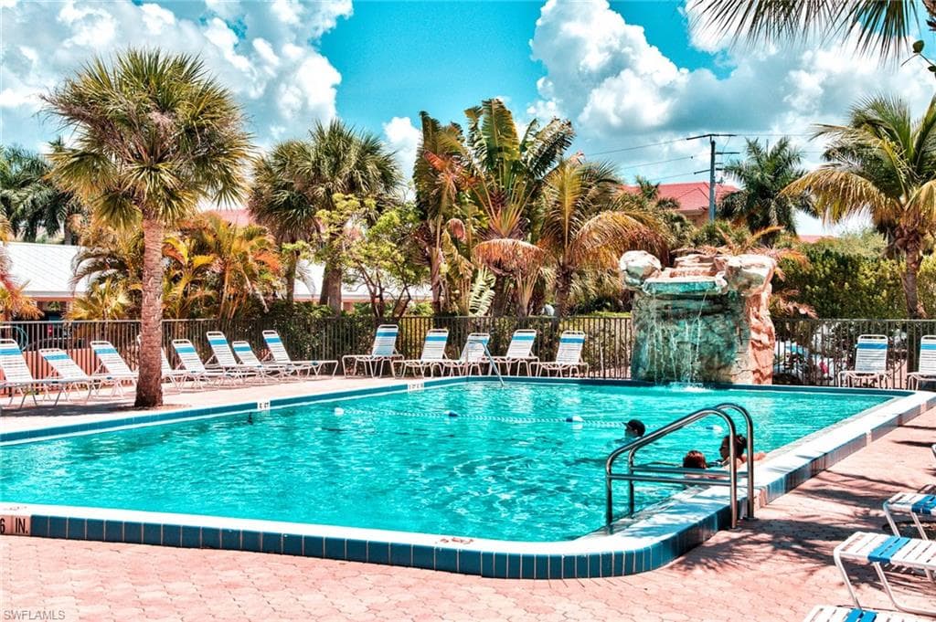 7500 Estero BLVD 202-24