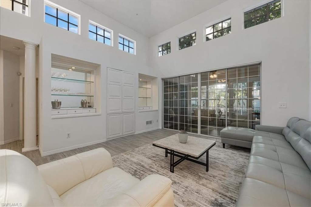 3722 Rachel LN-3