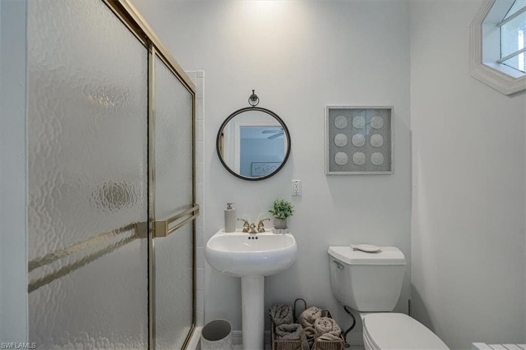3722 Rachel LN-28