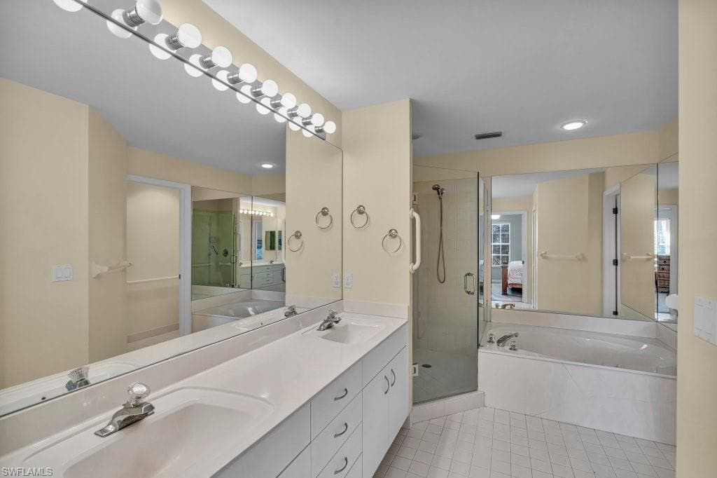 8251 Grand Palm DR 3-12