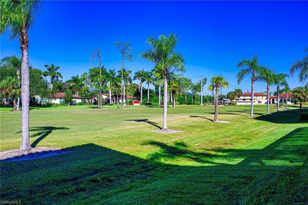 201 Quail Forest BLVD 103-6