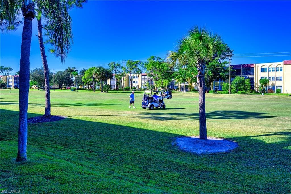 201 Quail Forest BLVD 103-7