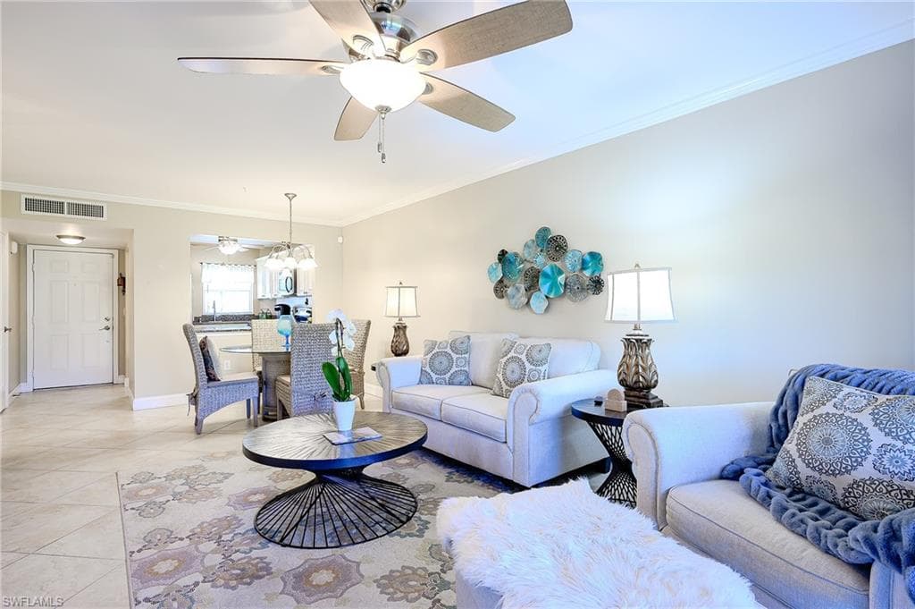 201 Quail Forest BLVD 103-8