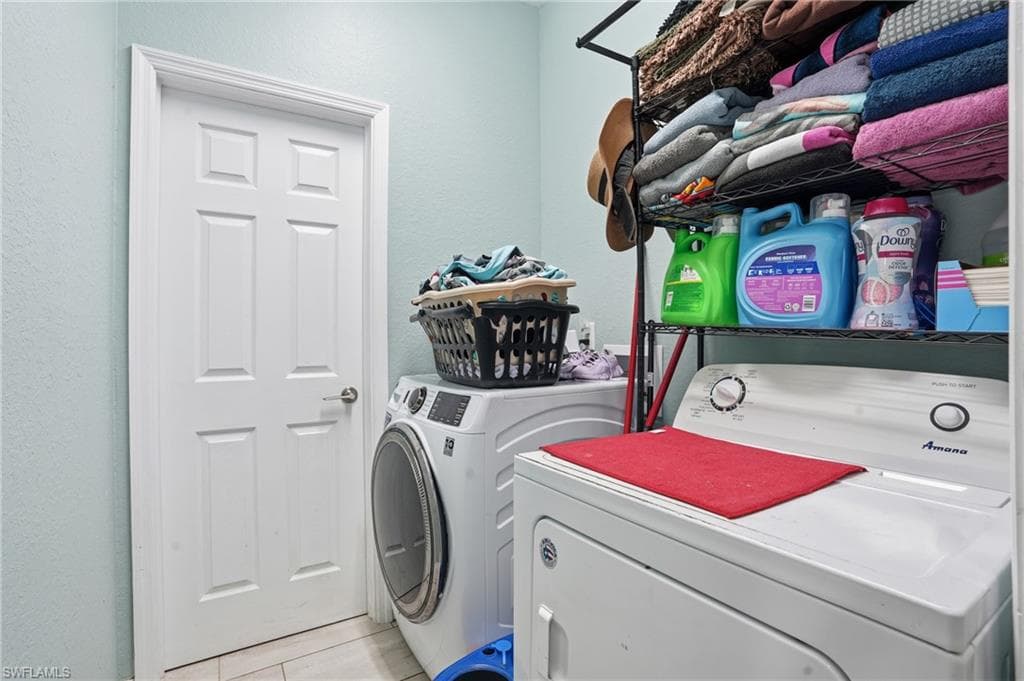 1004 Hamilton ST-30