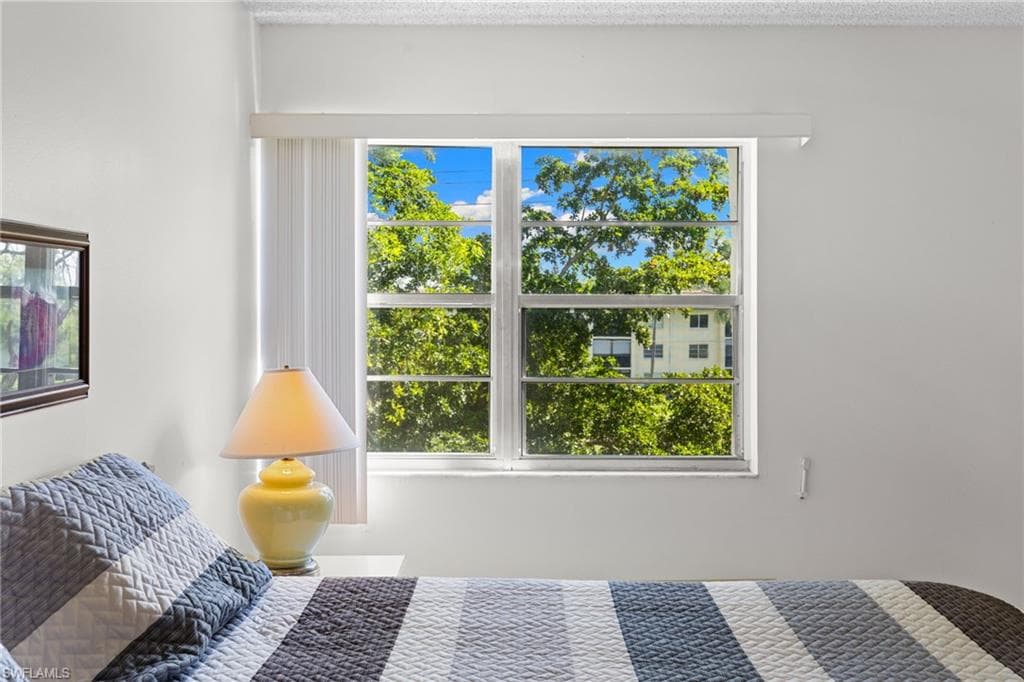 1087 Forest Lakes DR 1-309-24
