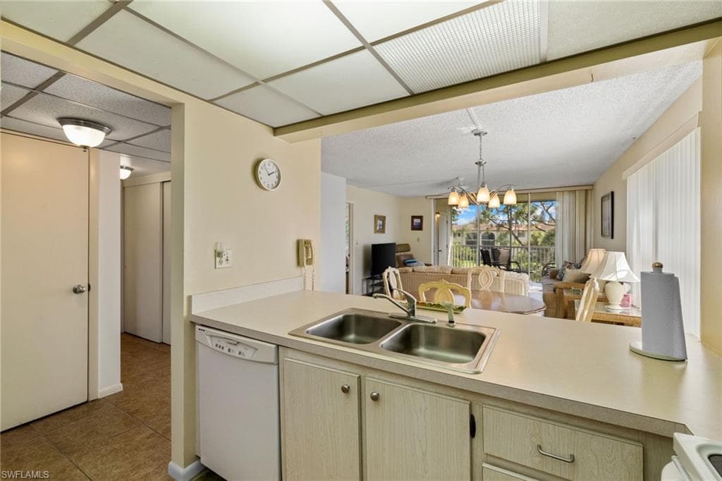 1087 Forest Lakes DR 1-309-14