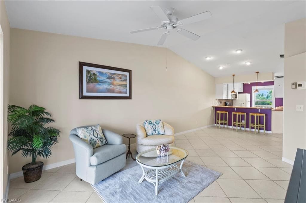1305 Mainsail DR 1013-9