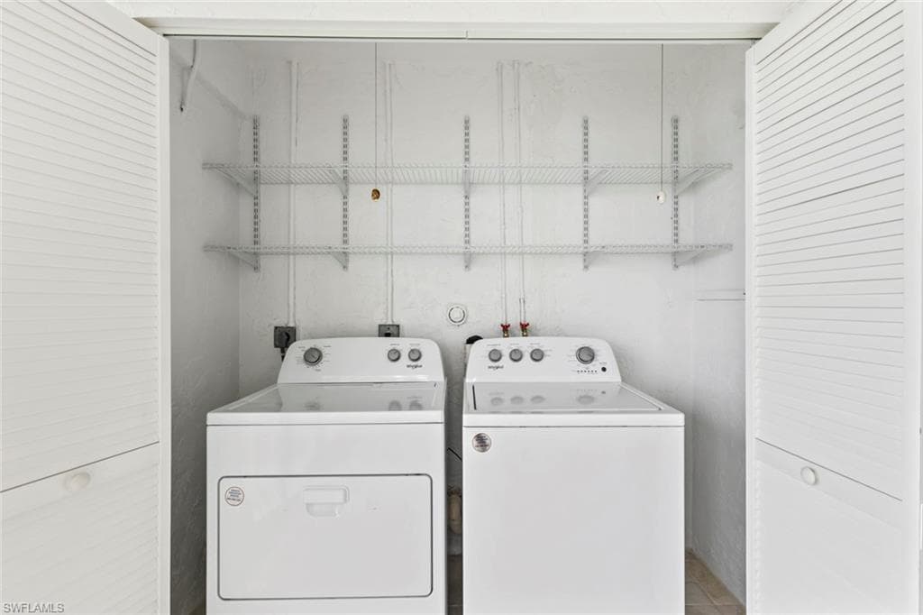 1305 Mainsail DR 1013-21