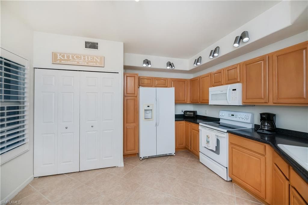 10109 Colonial Country Club BLVD 2404-6