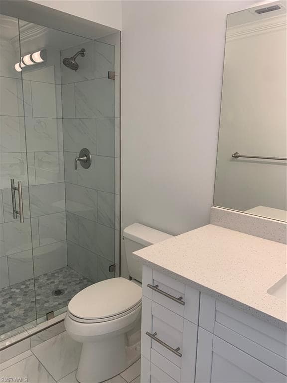 310 Carnaby CT-11