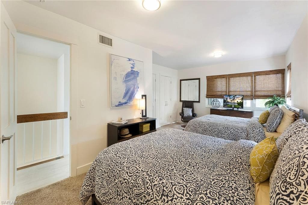 800 River Point DR 209-28