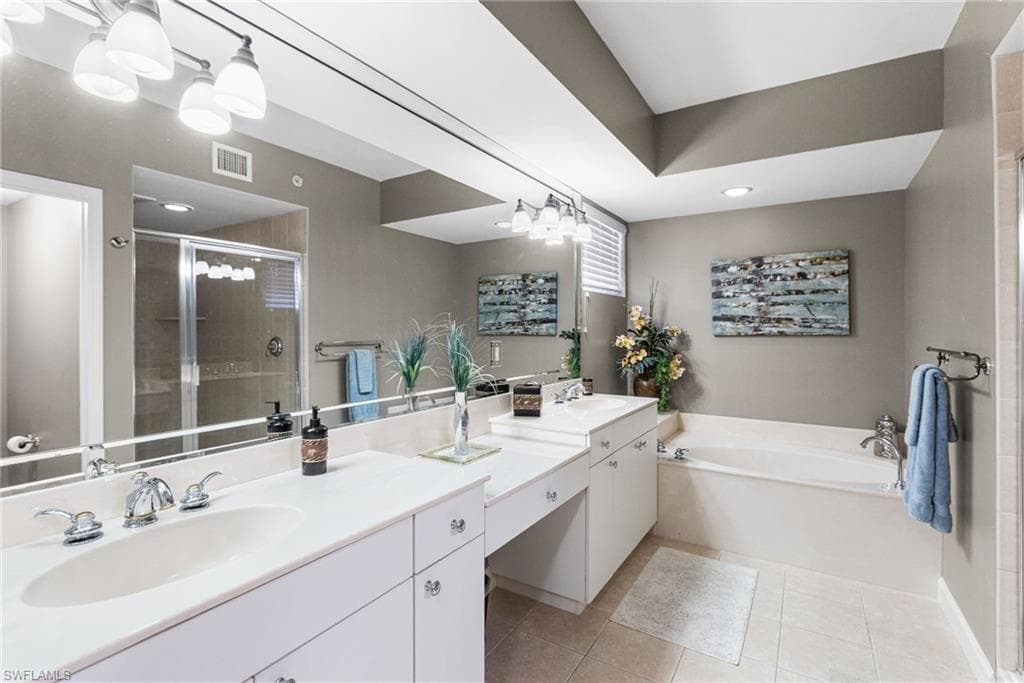 14250 Royal Harbour CT 318-24