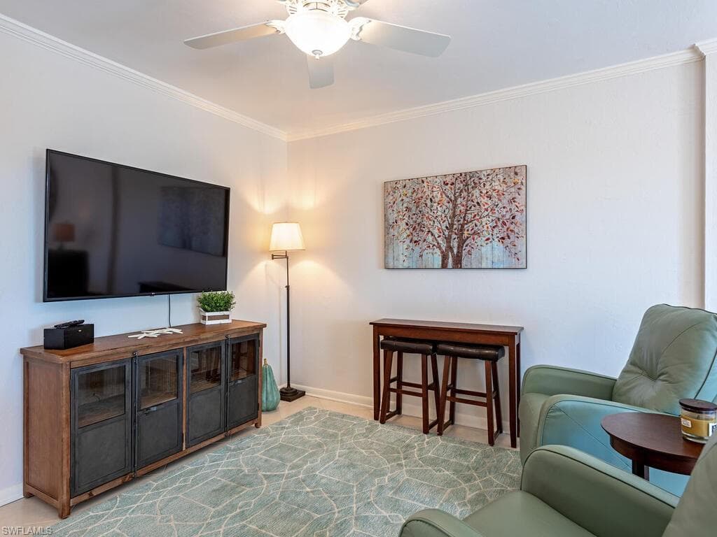 555 Park Shore DR B411-6
