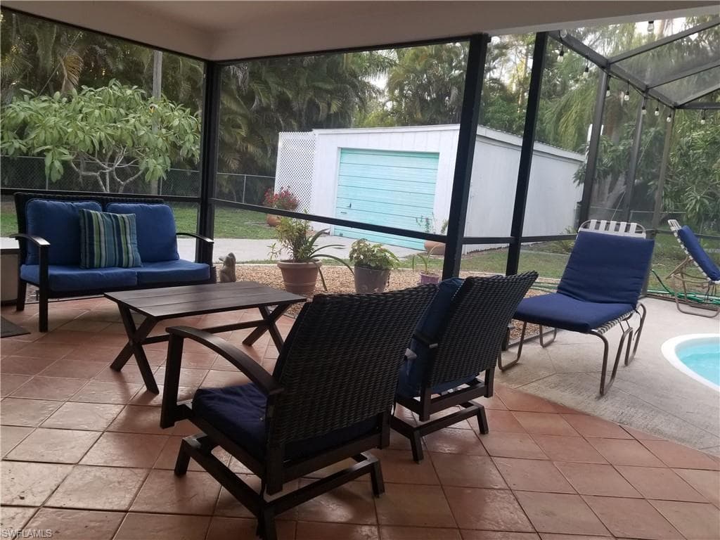 10301 Tarrah LN-9