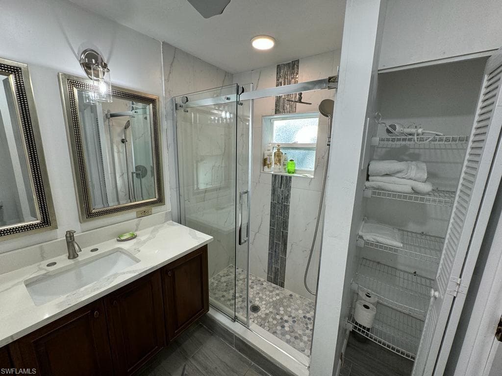 10301 Tarrah LN-4