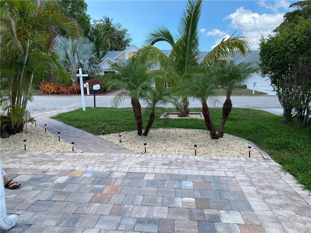 15298 Cricket LN-3