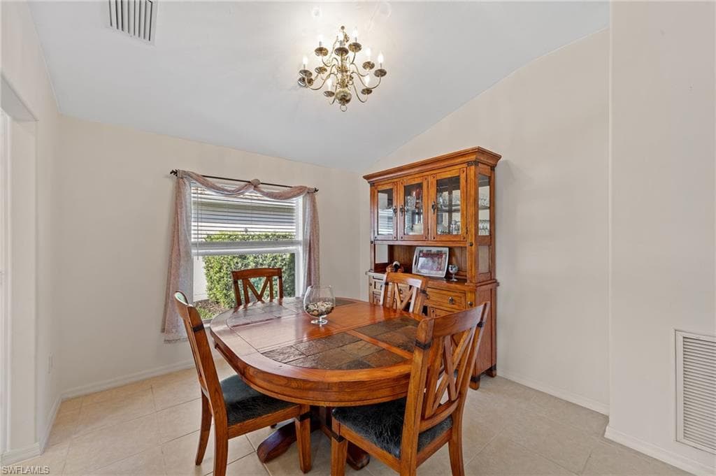 9933 Horse Creek RD-16