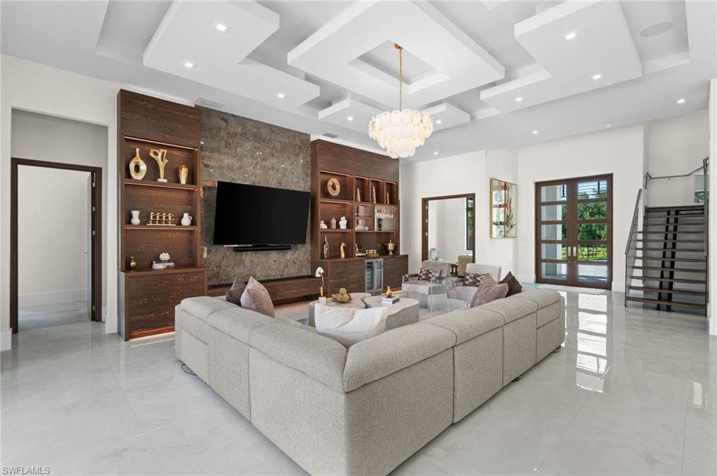 2272 Oakes BLVD-17