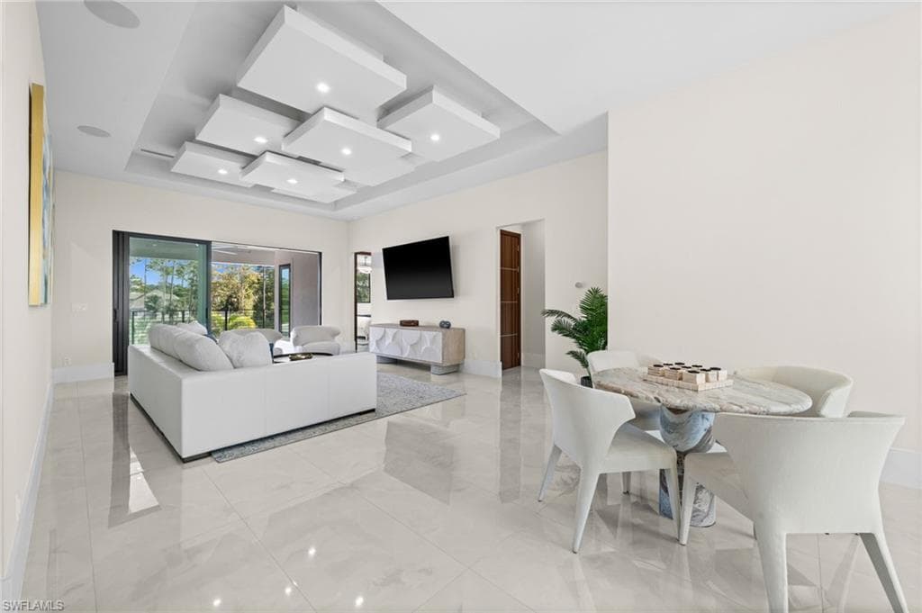 2272 Oakes BLVD-32