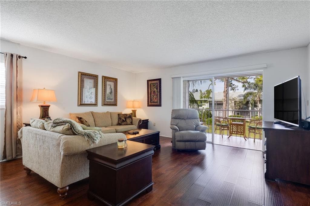 7056 Nantucket CIR 8-1