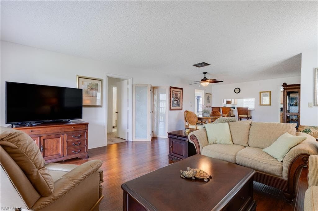 7056 Nantucket CIR 8-10