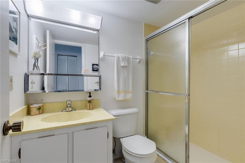 7056 Nantucket CIR 8-18