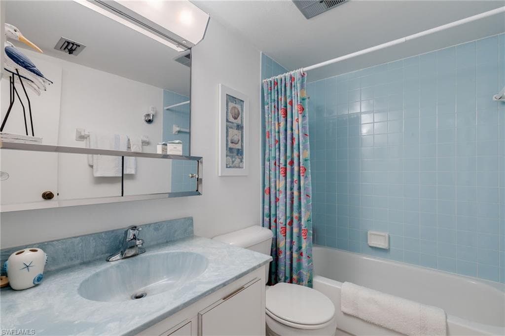 7056 Nantucket CIR 8-19