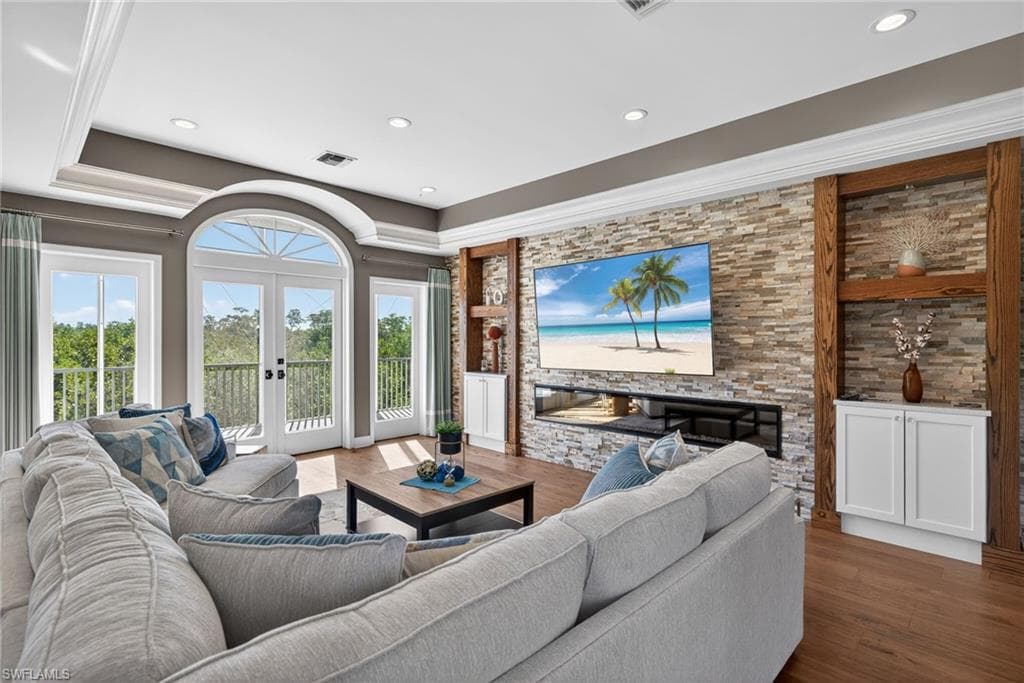 1180 Blue Hill Creek DR-9