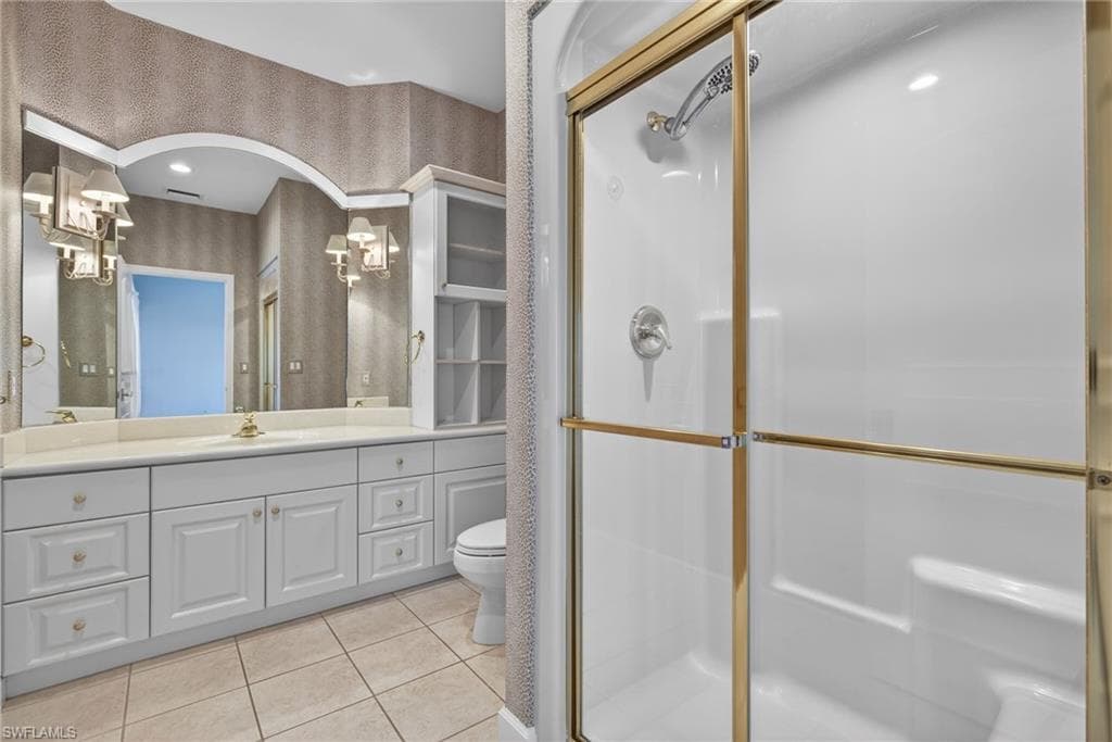 1180 Blue Hill Creek DR-35