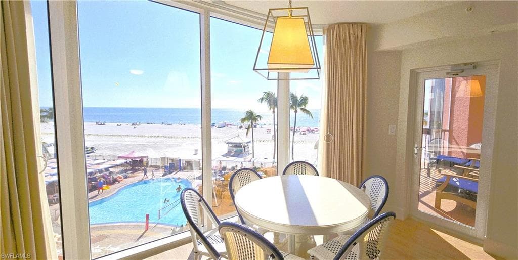 200 Estero BLVD 206-5
