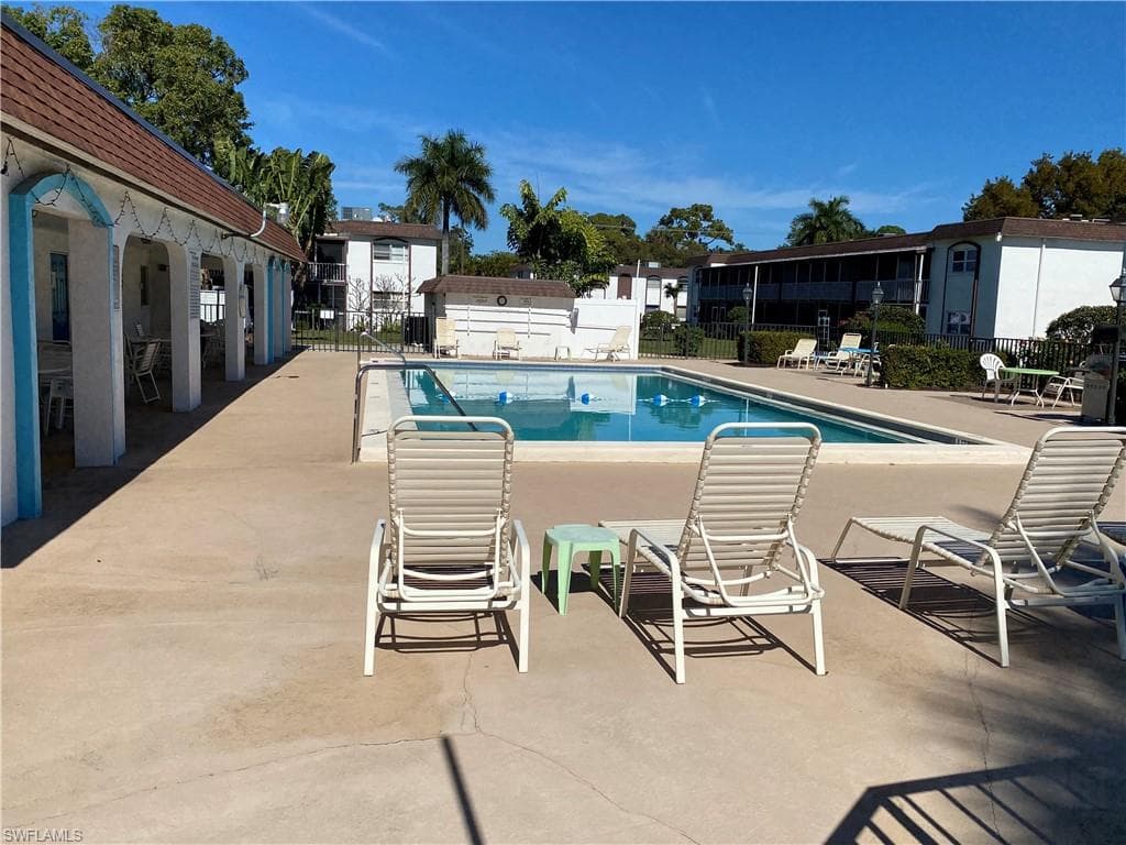 2828 Jackson ST I-1-39