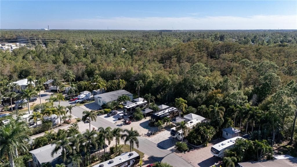 5846 Burrwood CT E-8