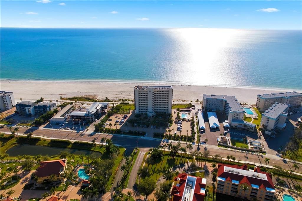 7500 Estero BLVD 1104-29