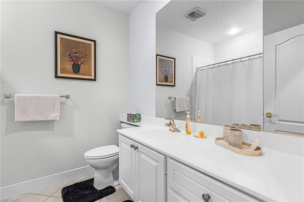 5733 Cove CIR-18