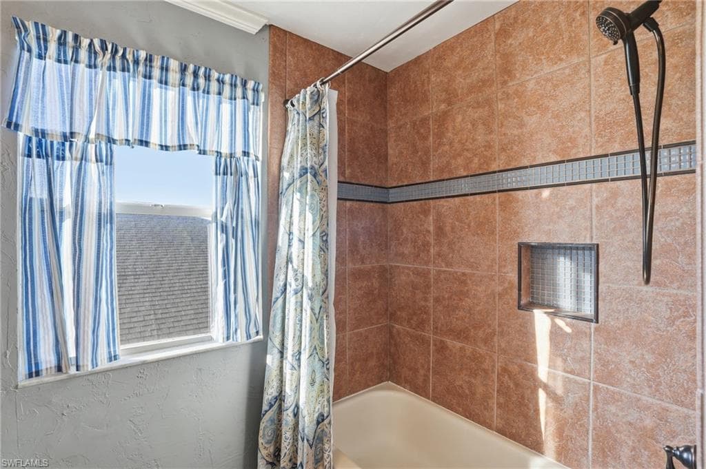 1624 Emerald Cove DR-28