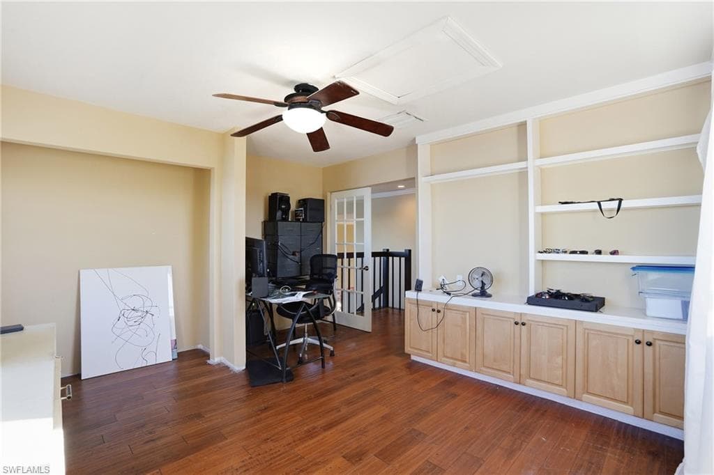 1624 Emerald Cove DR-30