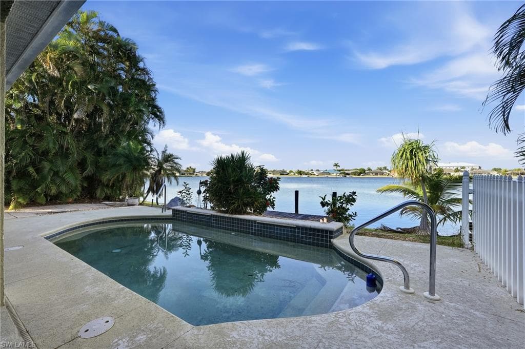 1624 Emerald Cove DR-34