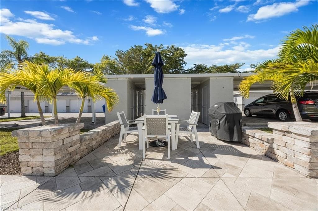 305 Goodlette-Frank RD S C304-27