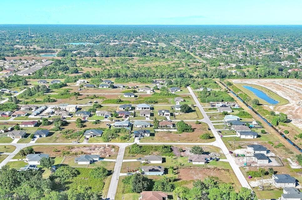341 Ranchito AVE-20