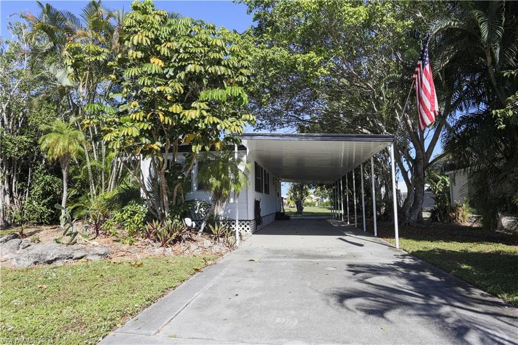 893 Manatee RD-2