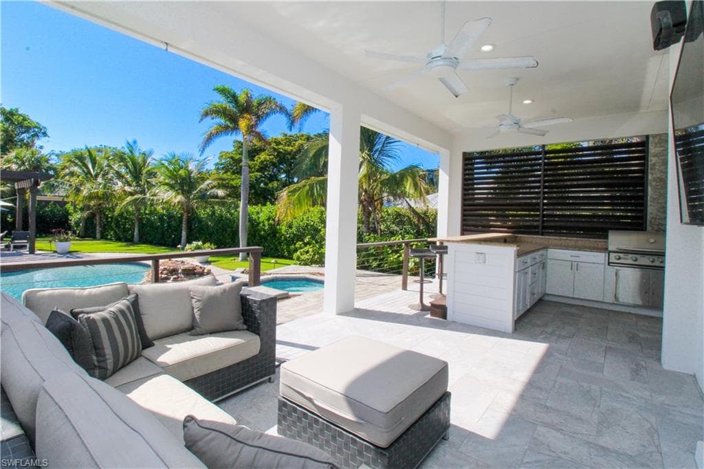 1555 Crayton RD-32