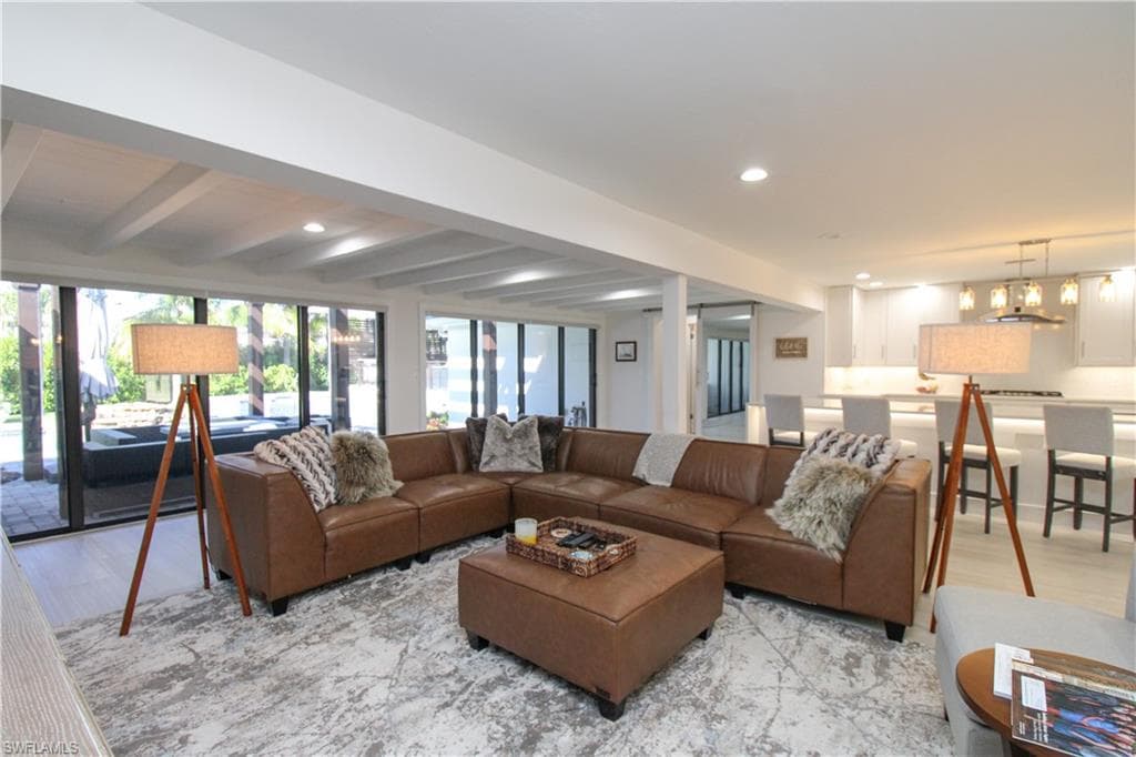 1555 Crayton RD-11