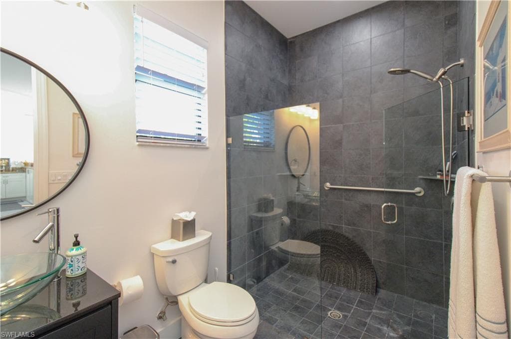 1555 Crayton RD-31