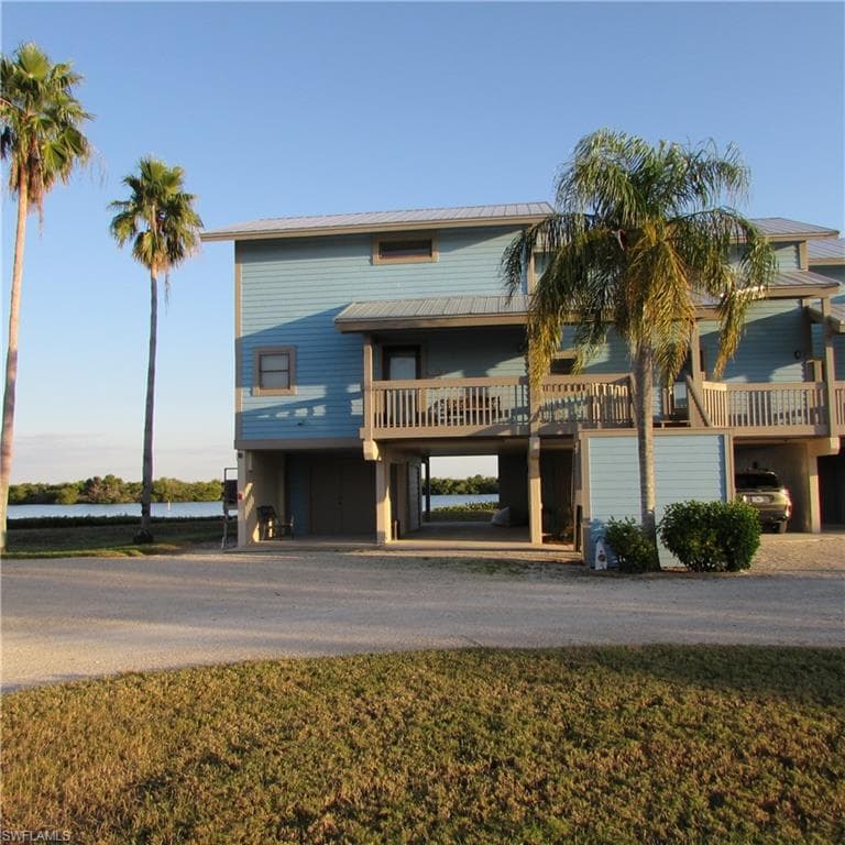 5371 Blue Crab CIR 1-28