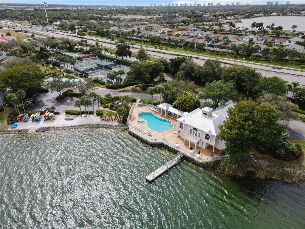 7710 Ahoy AVE-20